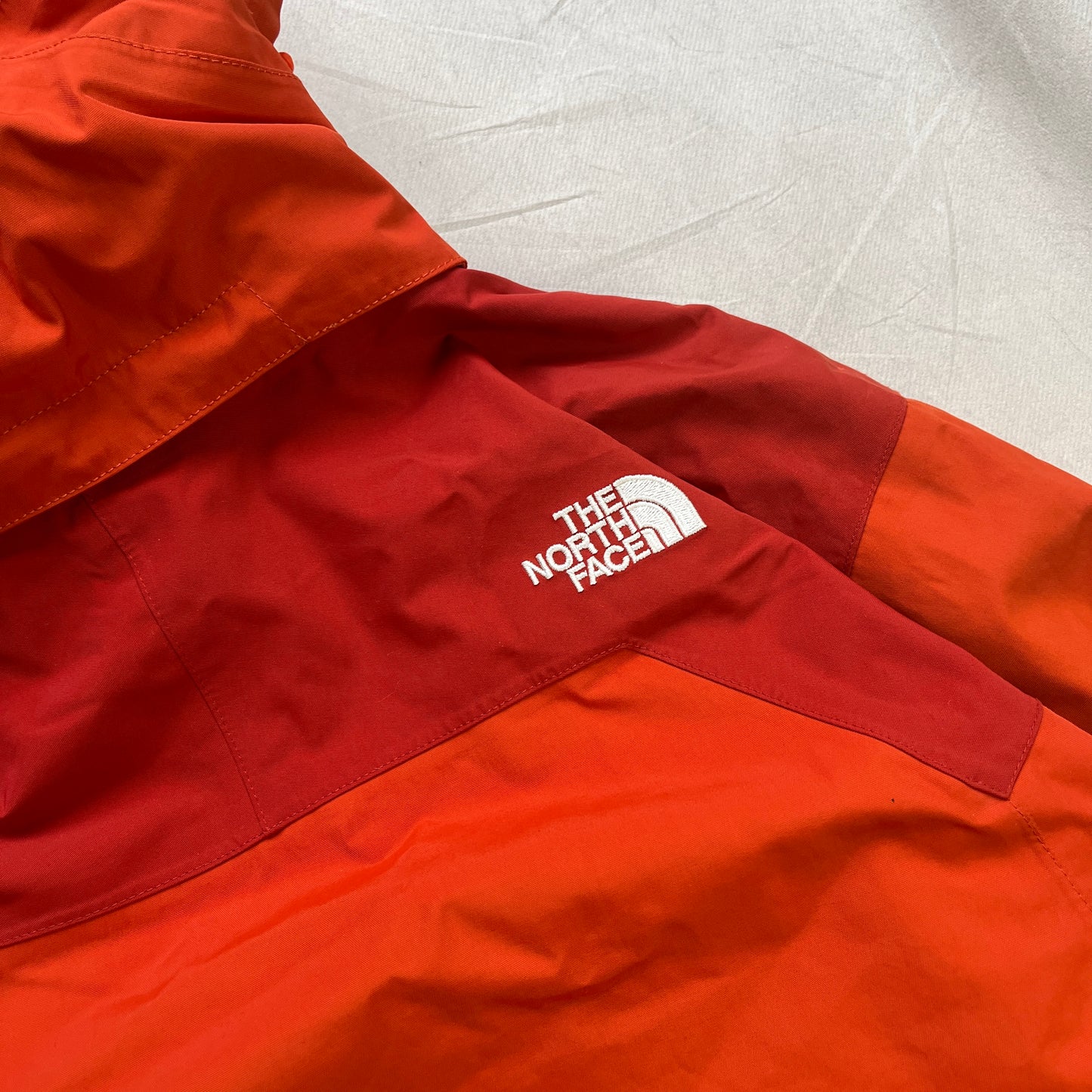 The North Face - 2009 2in1 Seam-taped Technical Hyvent Ski Jacket (M-L)