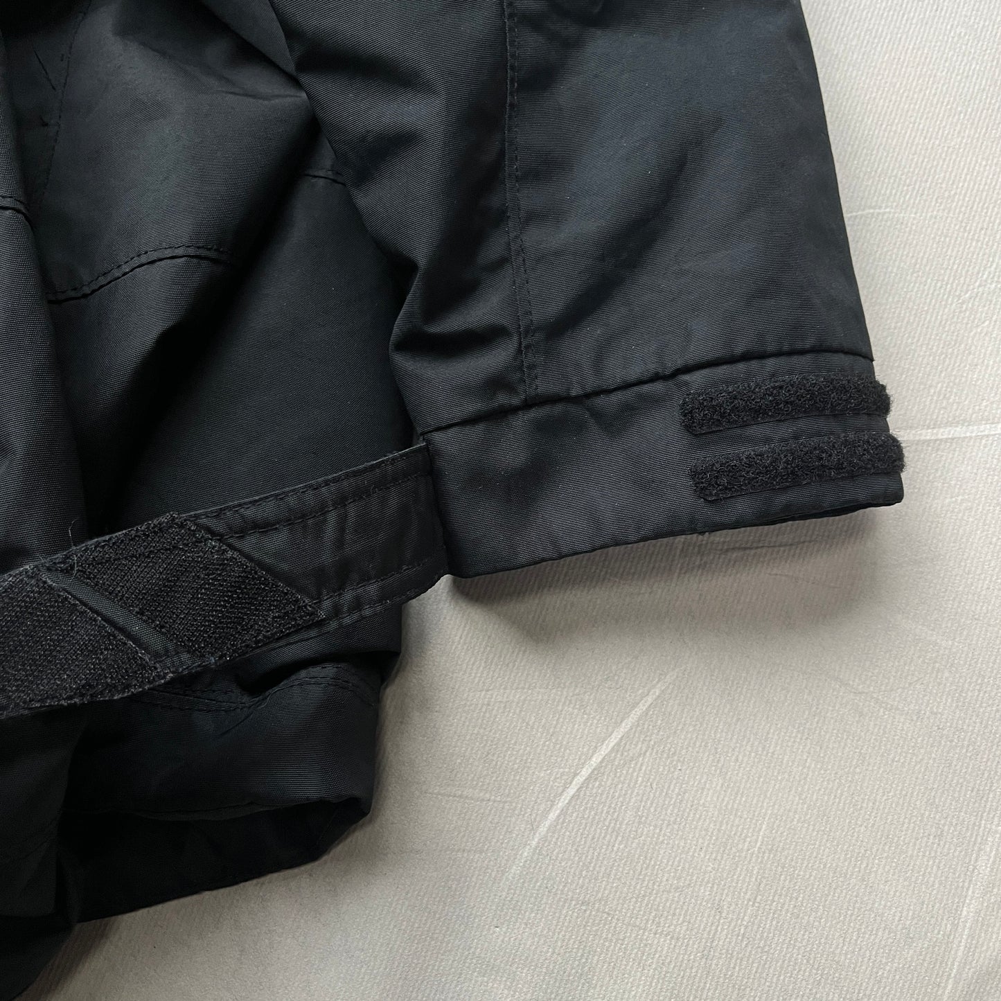 Oakley - 2000s Icon Waterproof Vent Ski Jacket (L)