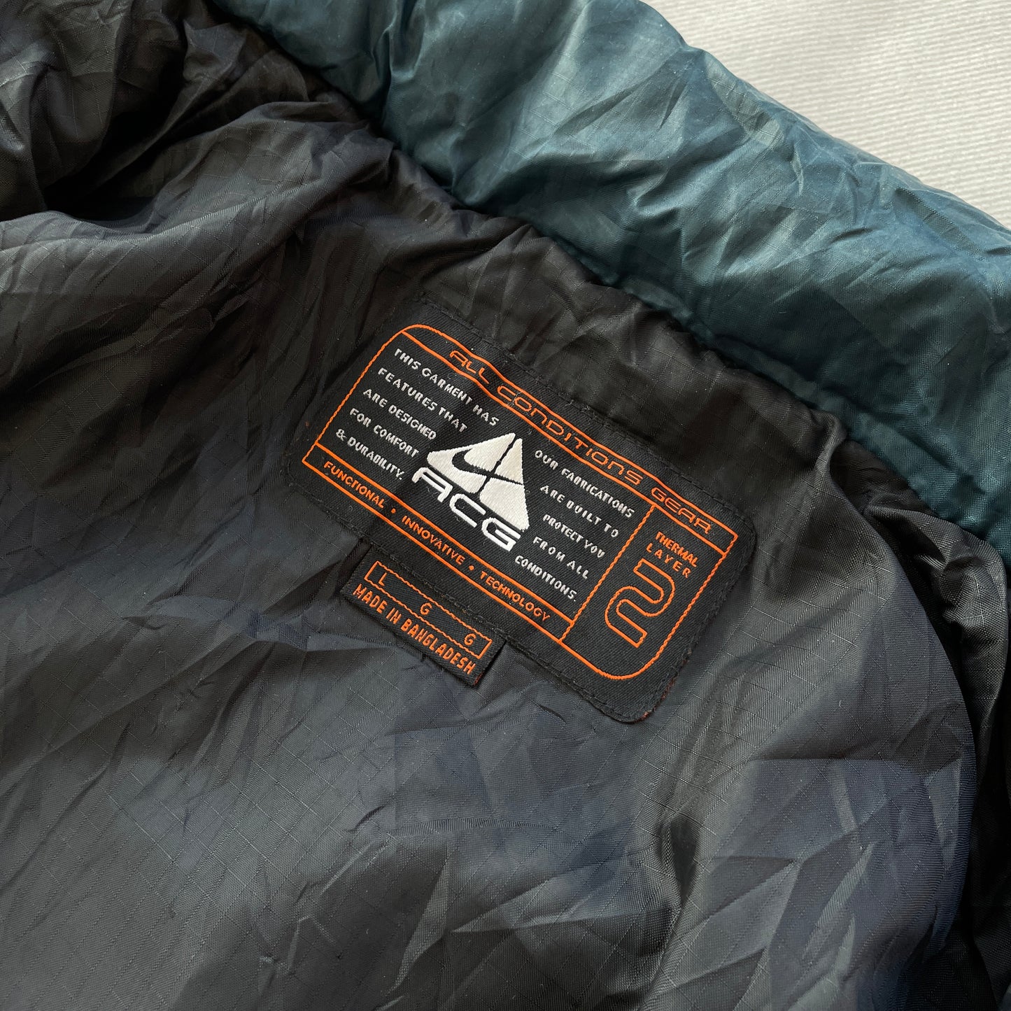 Nike ACG - Quilted Primaloft Sport ThermalLayer2 Jacket (L)