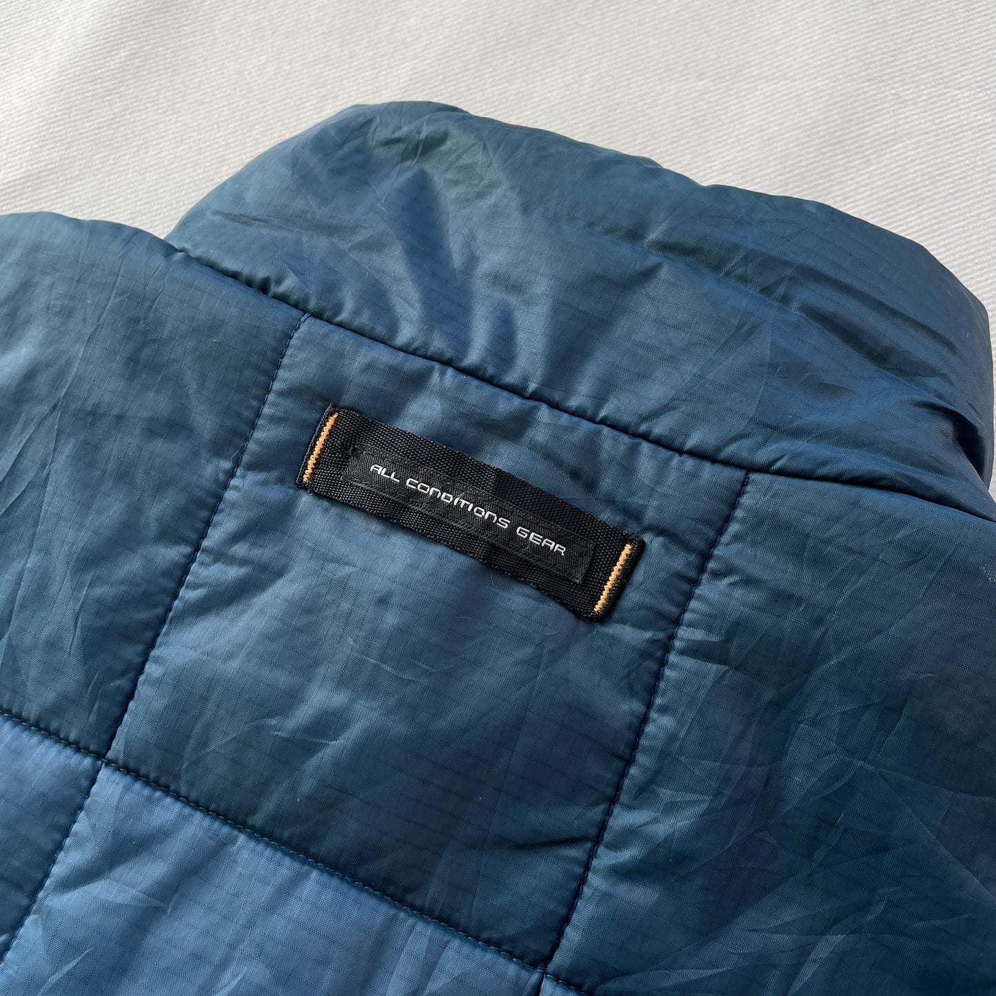 Nike ACG - Quilted Primaloft Sport ThermalLayer2 Jacket (L)