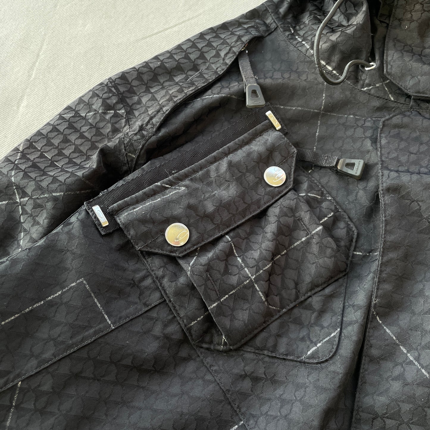 Oakley - 2009 Air Raid Magnetic Thinsulate Padded Vent Jacket (M)
