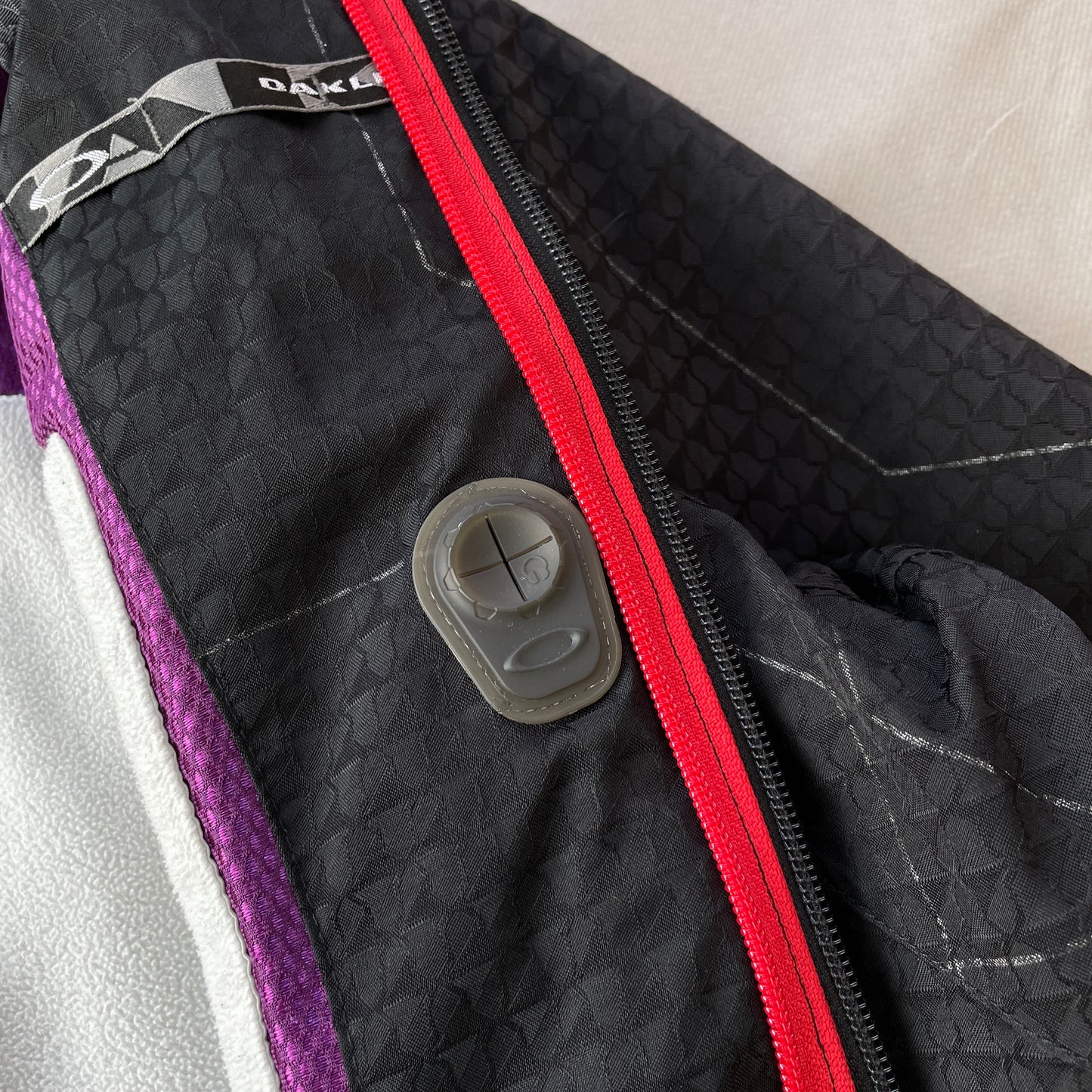 Oakley - 2009 Air Raid Magnetic Thinsulate Padded Vent Jacket (M)