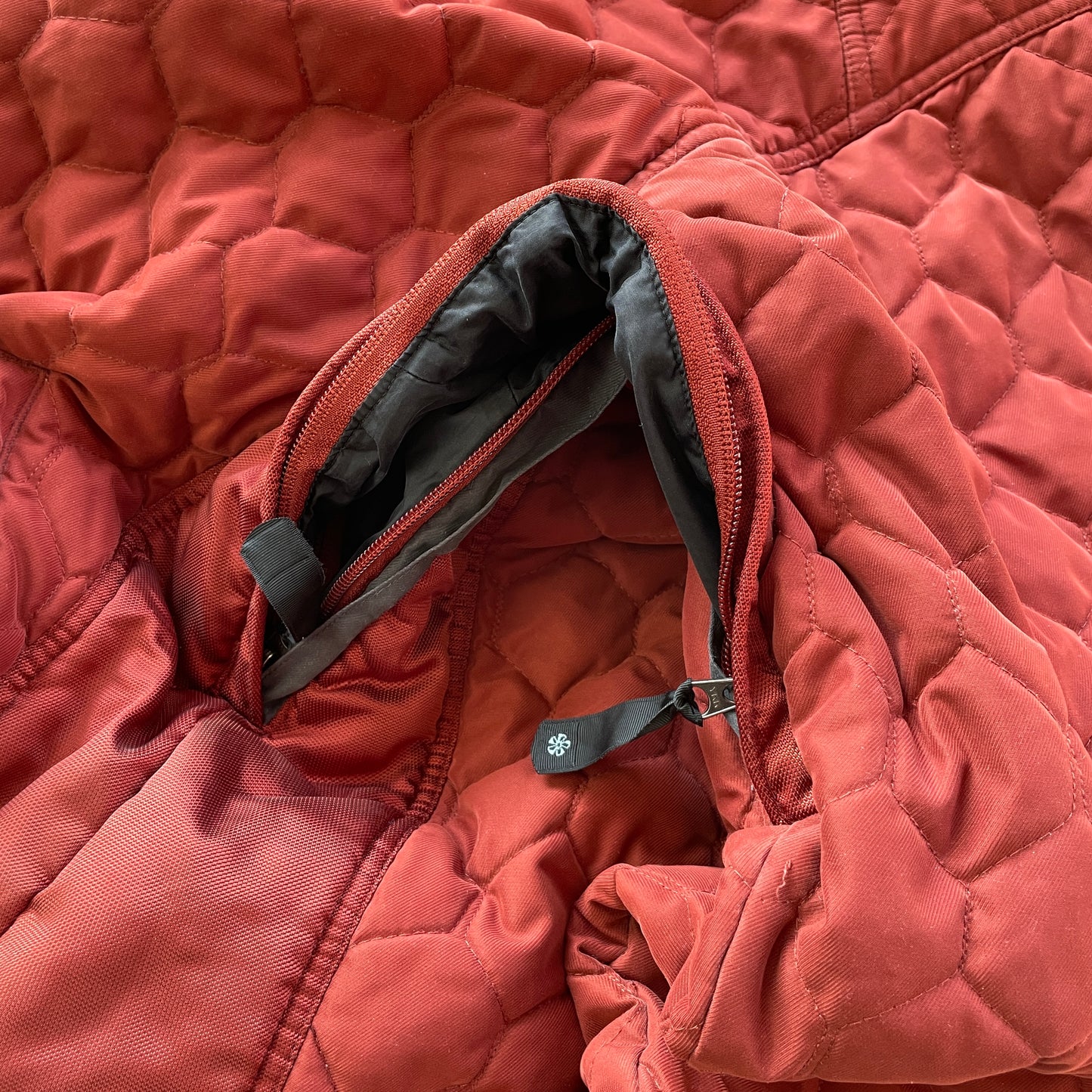 Nike ACG - 90's Quilted Primaloft Sport OuterLayer3 Jacket (L)