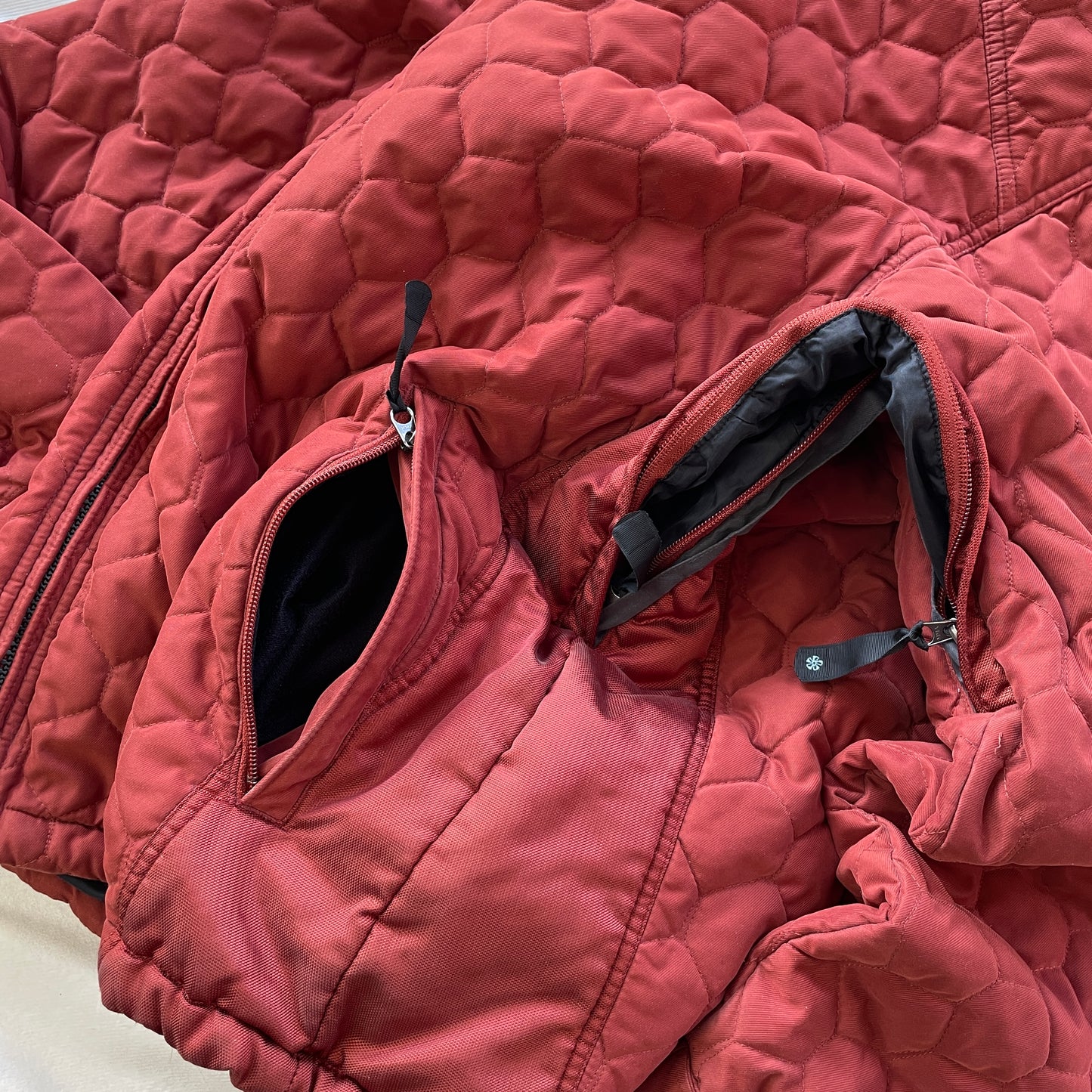 Nike ACG - 90's Quilted Primaloft Sport OuterLayer3 Jacket (L)