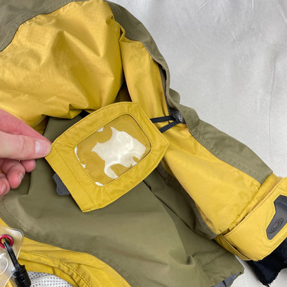 Oakley - 2006 Road Fuel Magnetic Vent Flap Insulated Weatherproof Jacket (M)