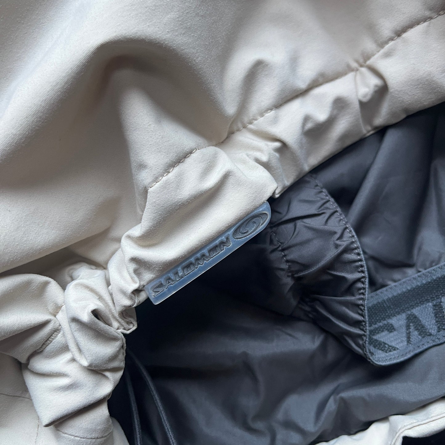 Salomon - 2000s BTM Gore-Tex Insulated Womens Ski Jacket (S-M)