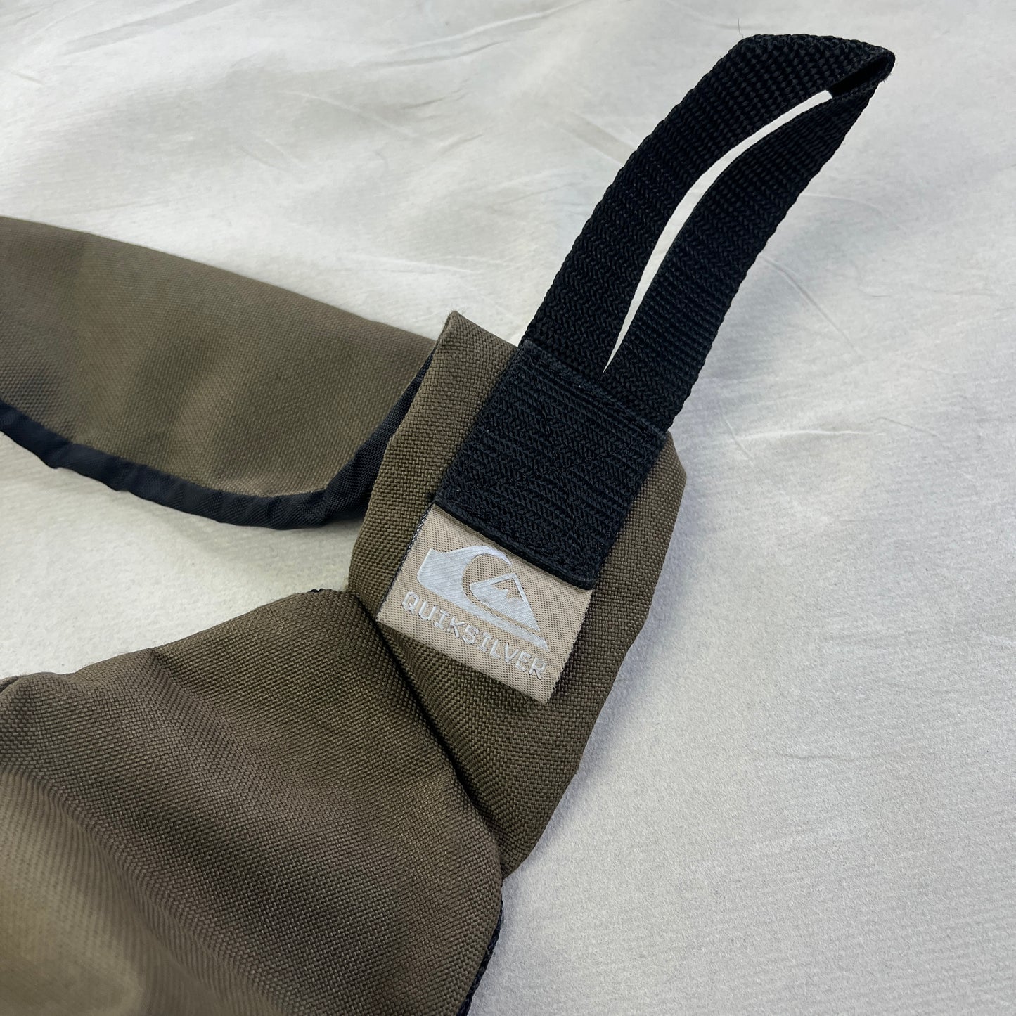 Quiksilver - 2001 Tri-Harness Cyclone Sling Bag