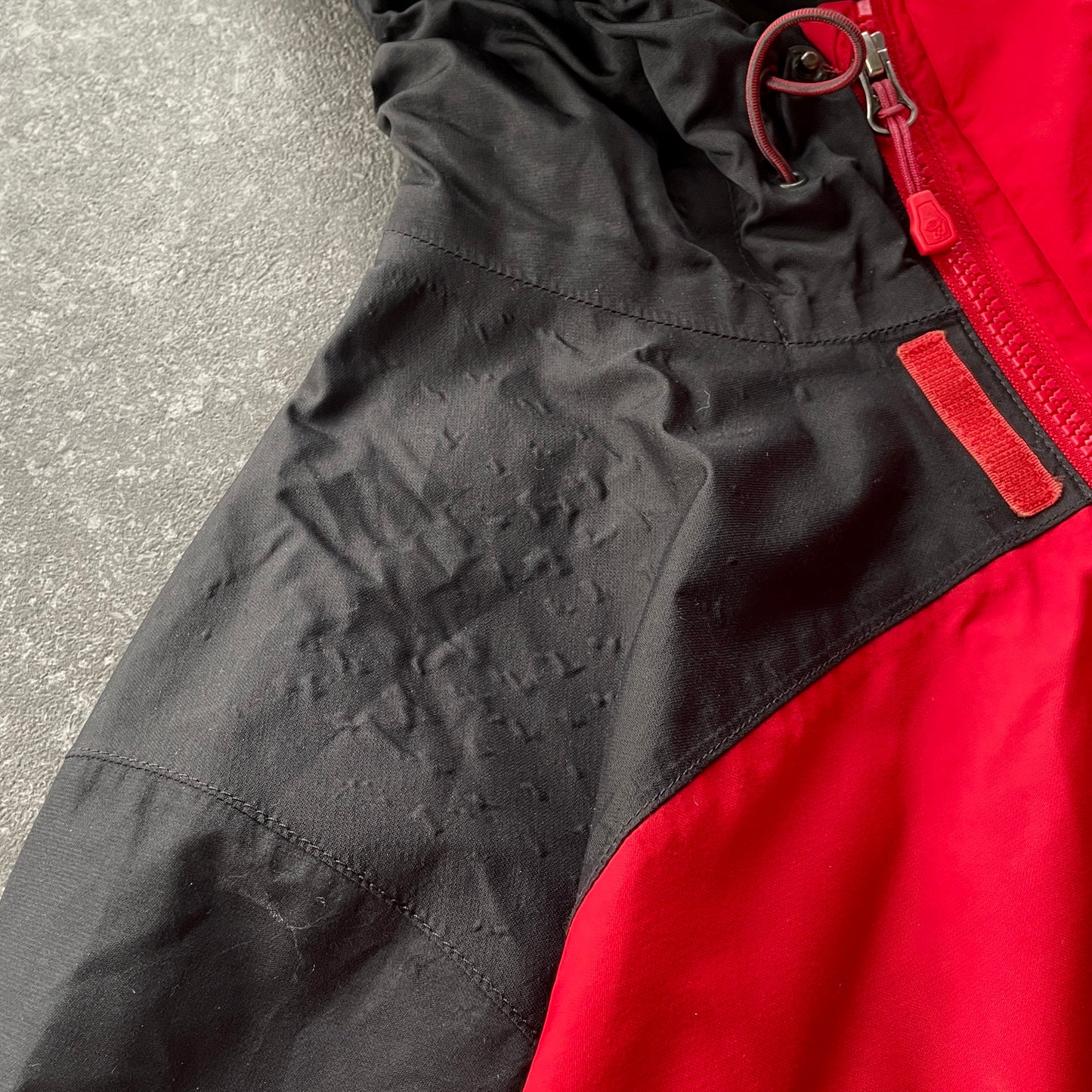 Mountain Hardwear - Dry Q Elite Hardshell Rain Jacket (L)