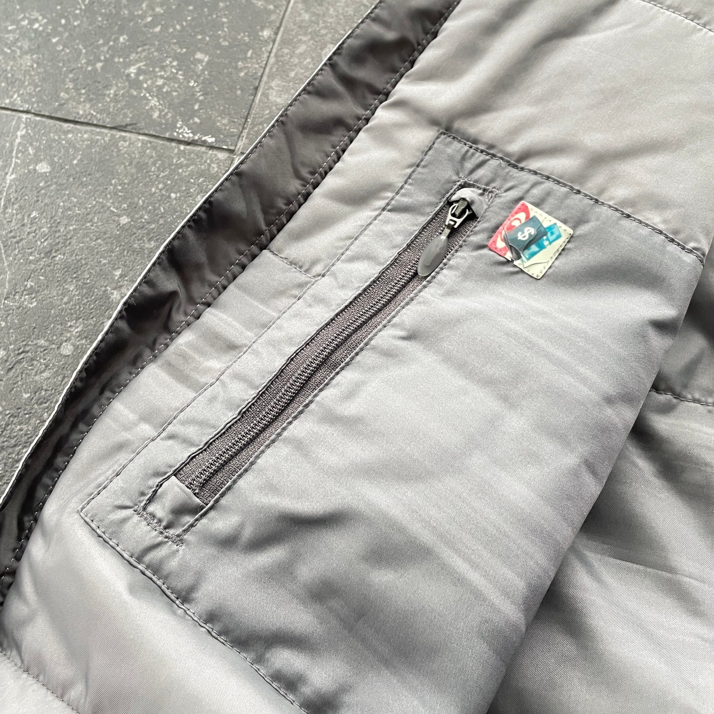 Salomon - 2005 Smartskin Primaloft Softshell Vest (L)