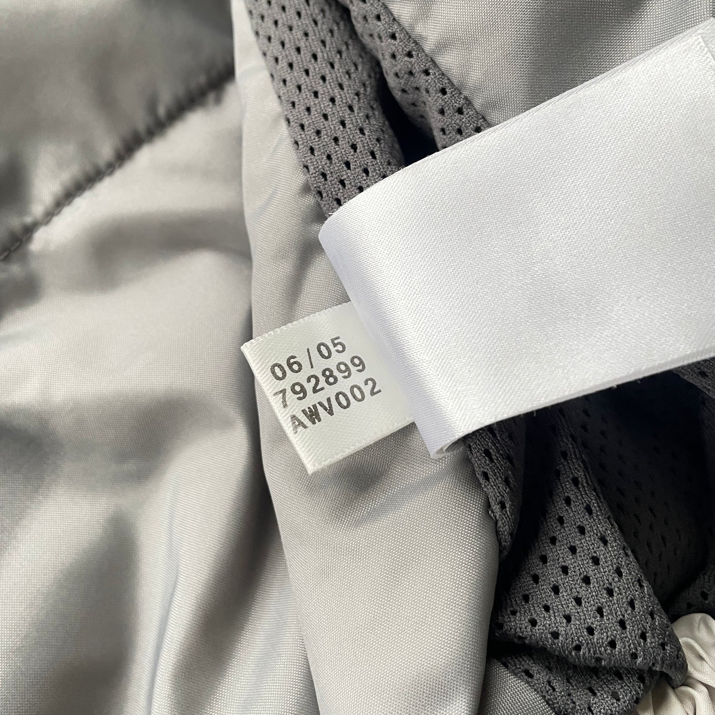 Salomon - 2005 Smartskin Primaloft Softshell Vest (L)