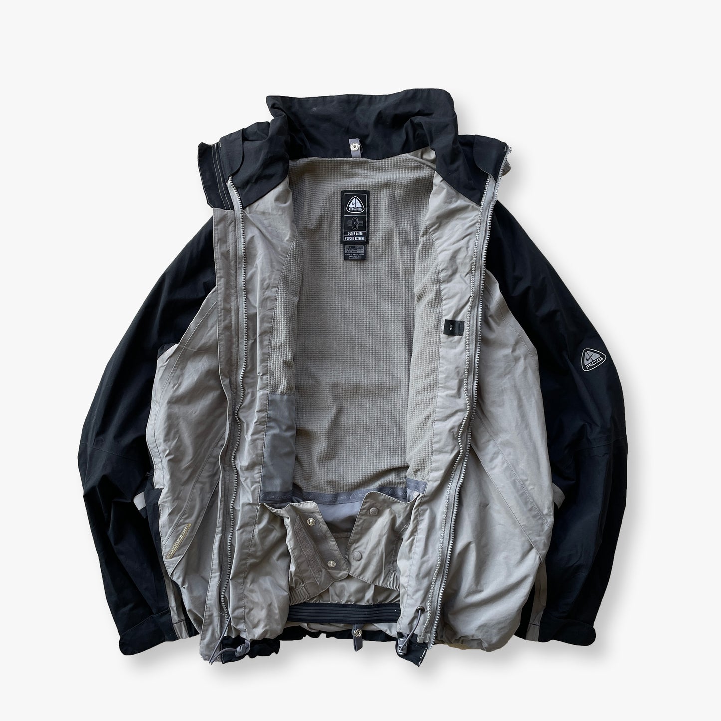 Nike ACG - 2000s Waterproof StormFit Jacket (L)