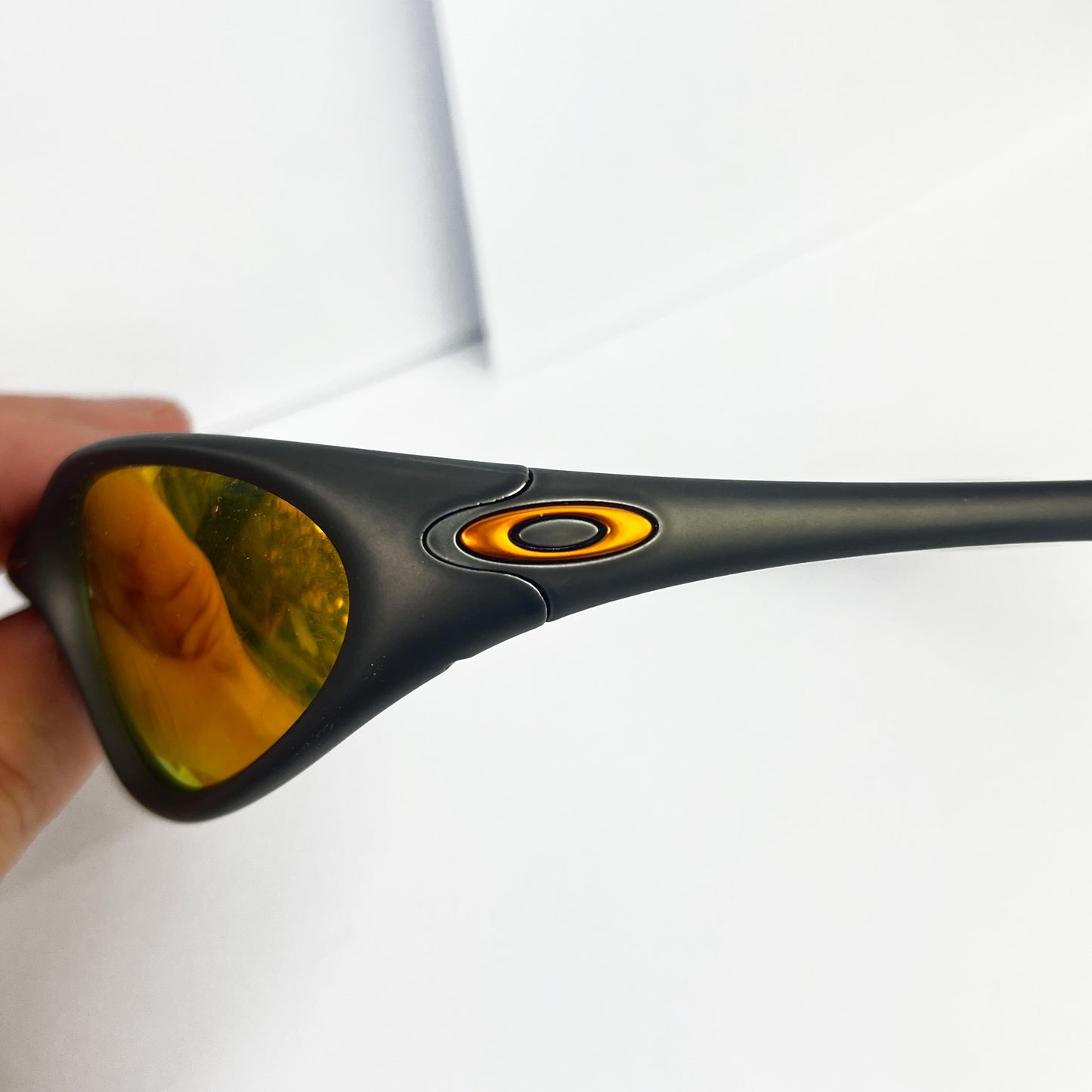 Oakley - 2001 Minute (Gen2) FMJ Gunmetal/Fire Iridium Sunglasses