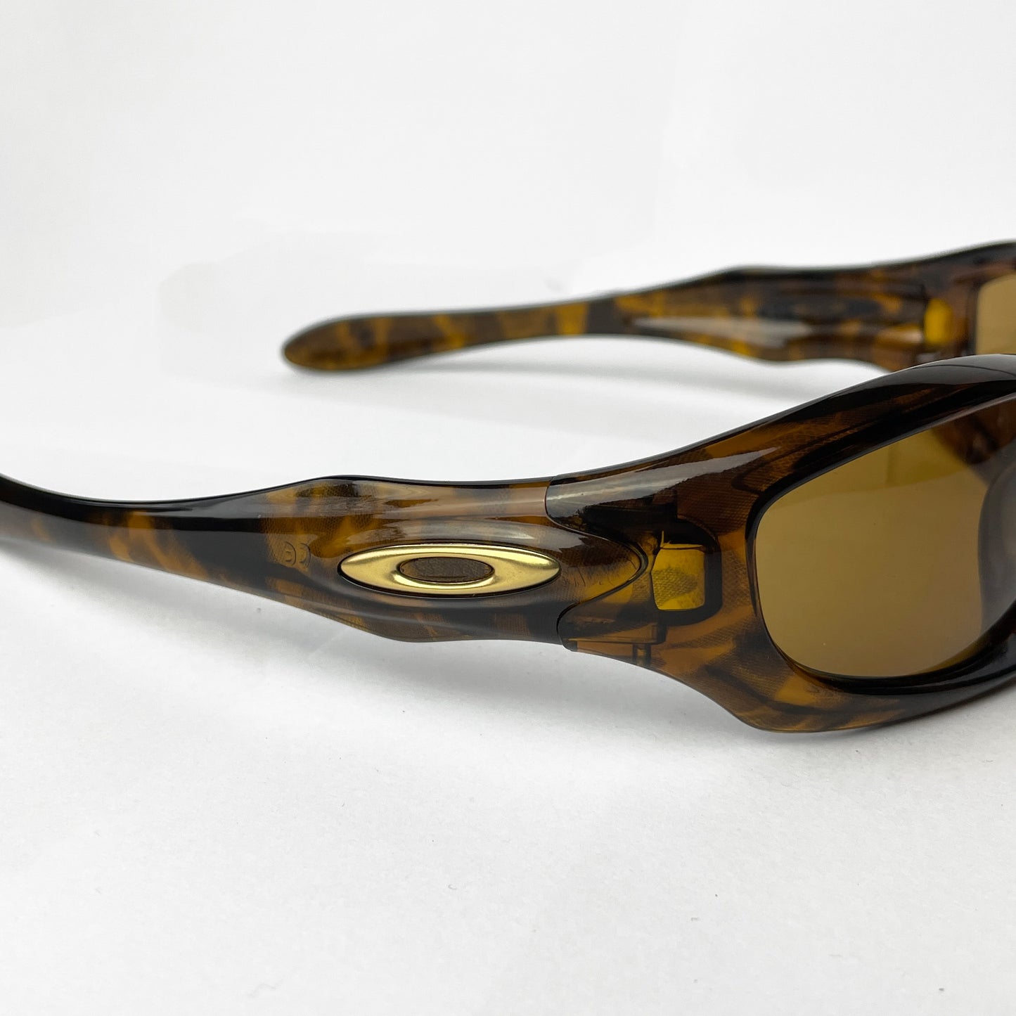 Oakley - 2003 Monster Dog Brown Tortoise/Bronze Lens Sunglasses