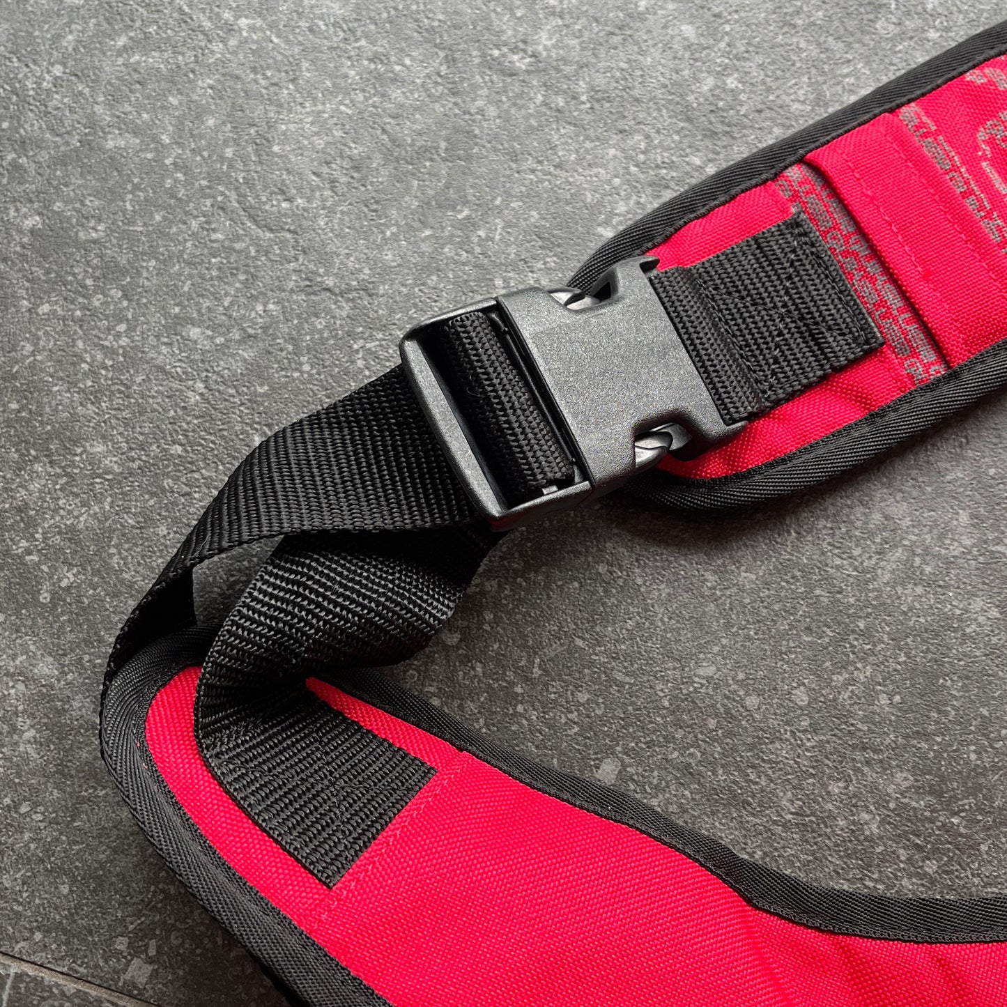 Quiksilver - Vintage Space Out Sling Bag