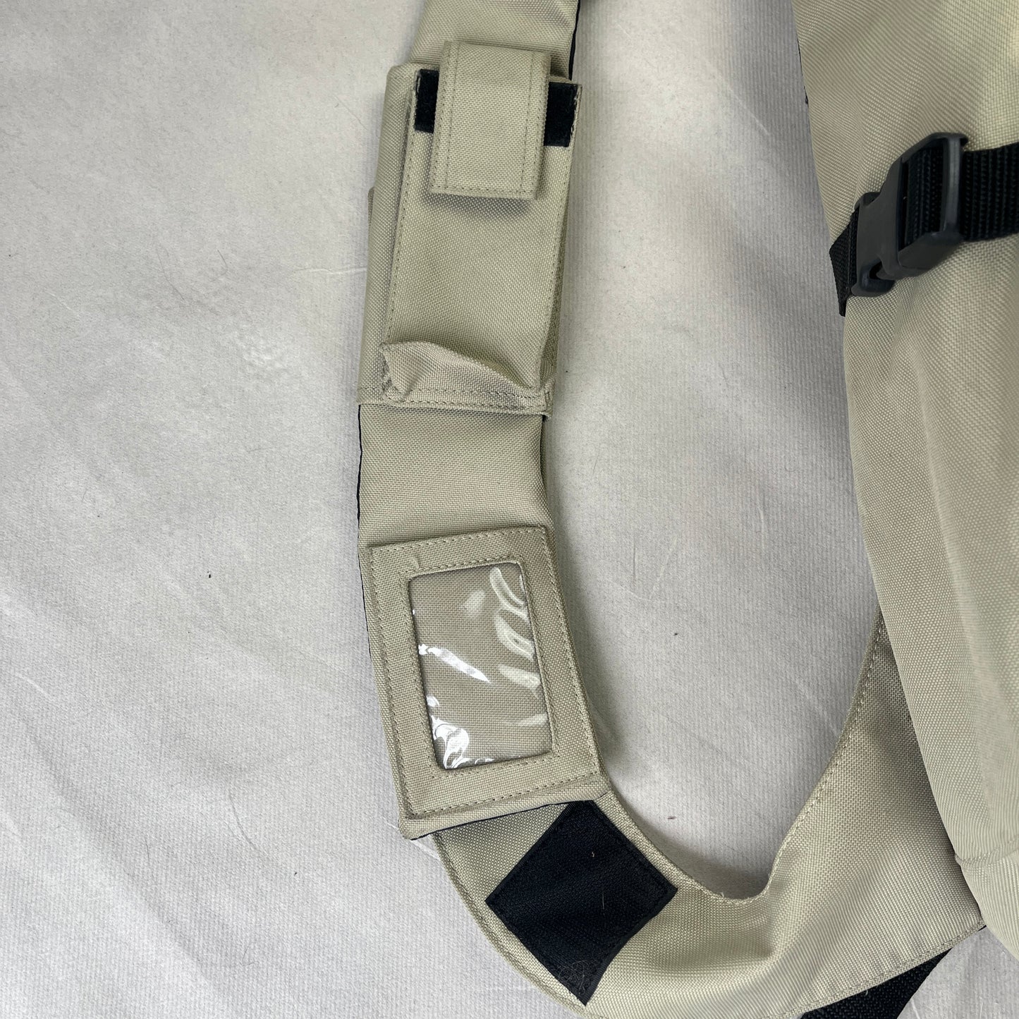 Quiksilver - 2000s Cyclone Sling Bag (Mint Beige)