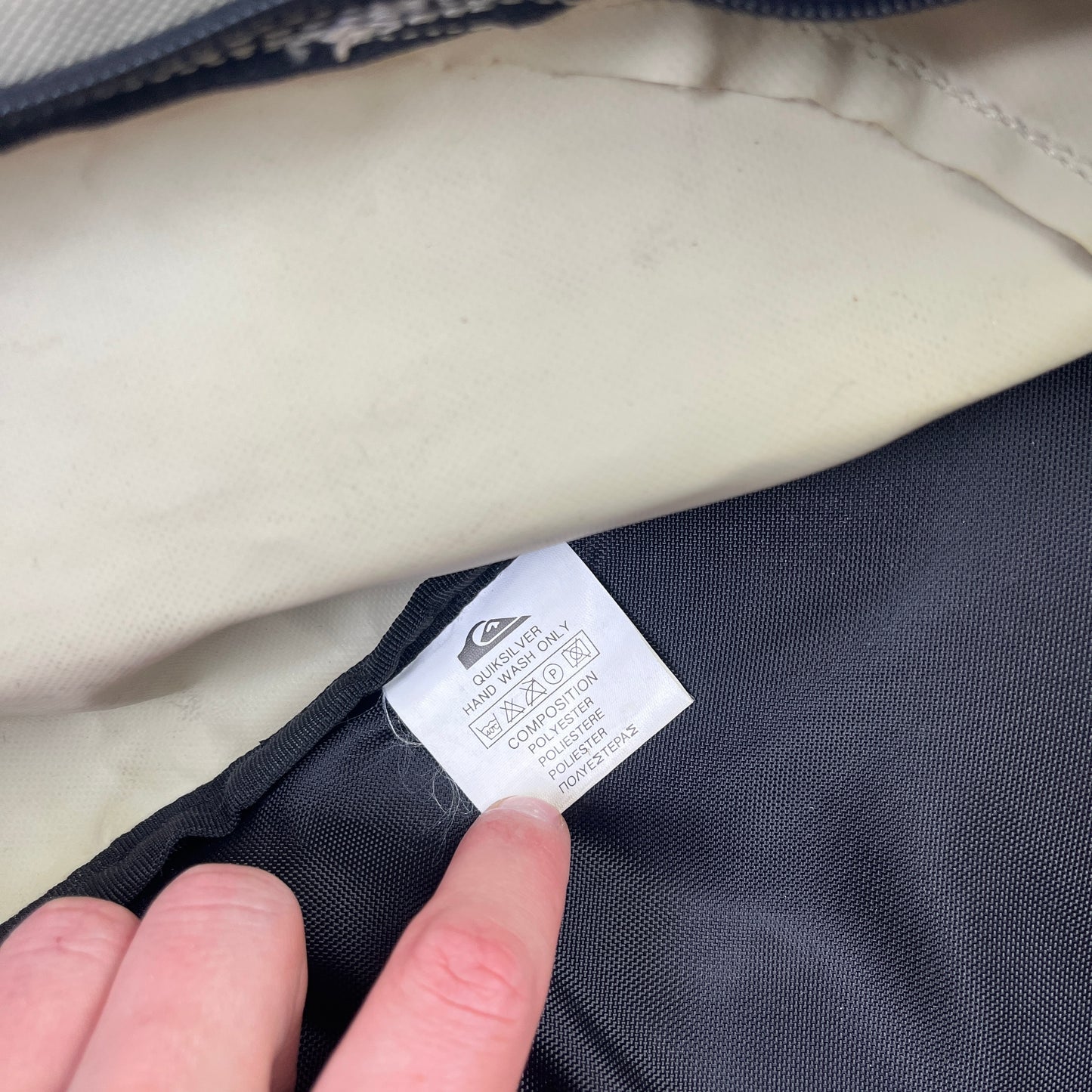 Quiksilver - 2000s Cyclone Sling Bag (Mint Beige)