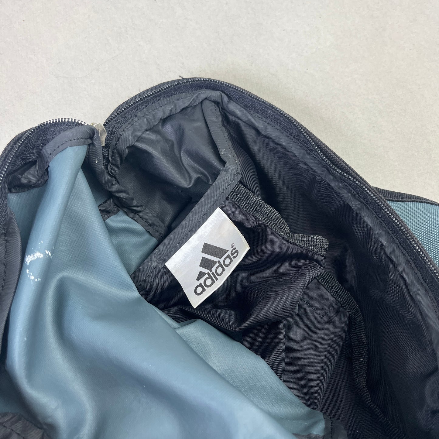 Adidas - Vintage Sling Bag