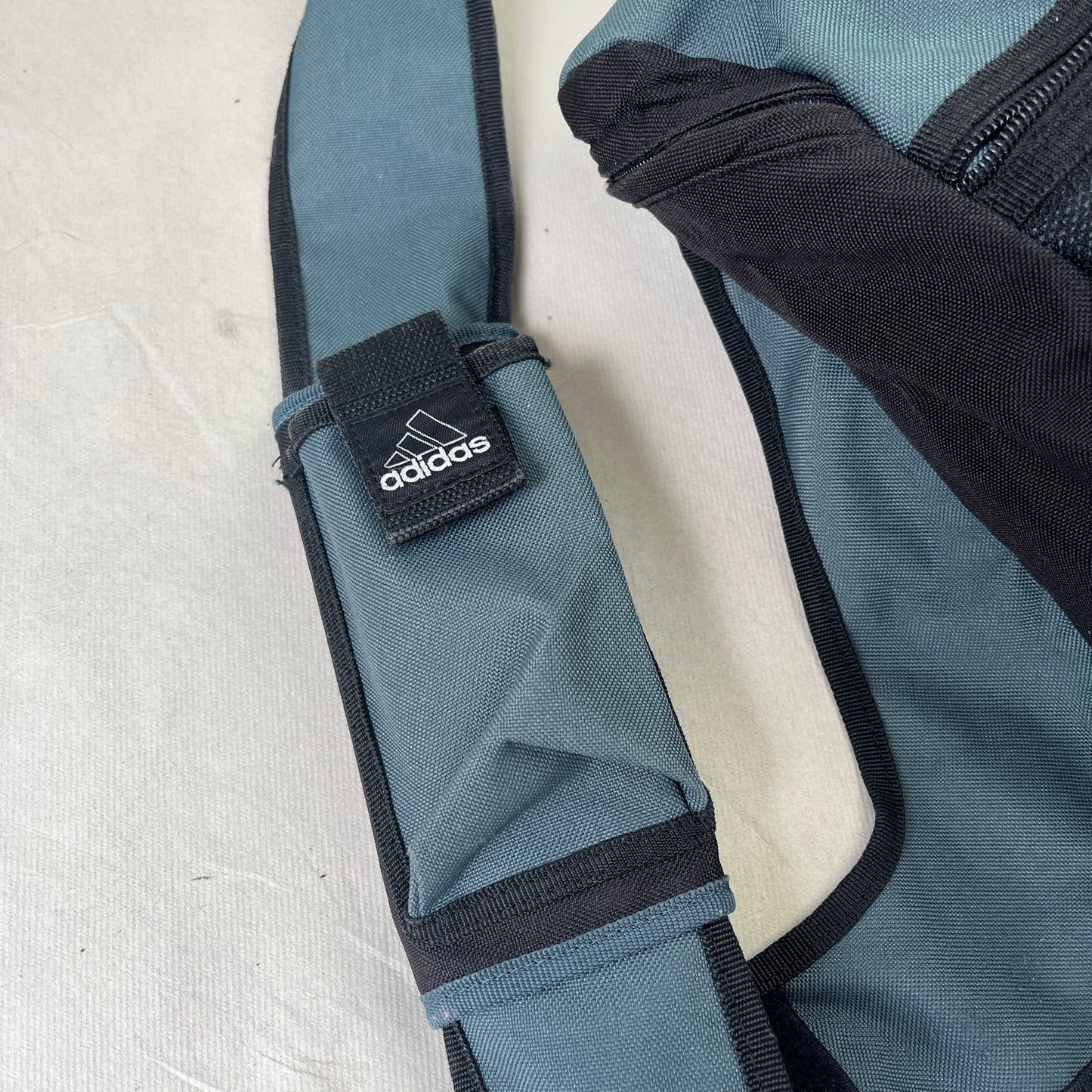 Adidas - Vintage Sling Bag