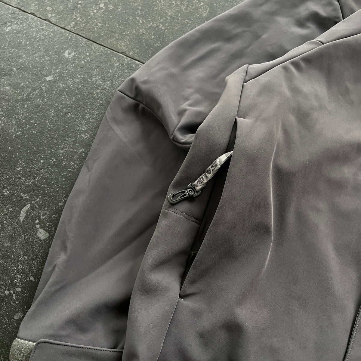 Salomon - 2007 2in1 Softshell SmartSkin ClimaPro Jacket (L)